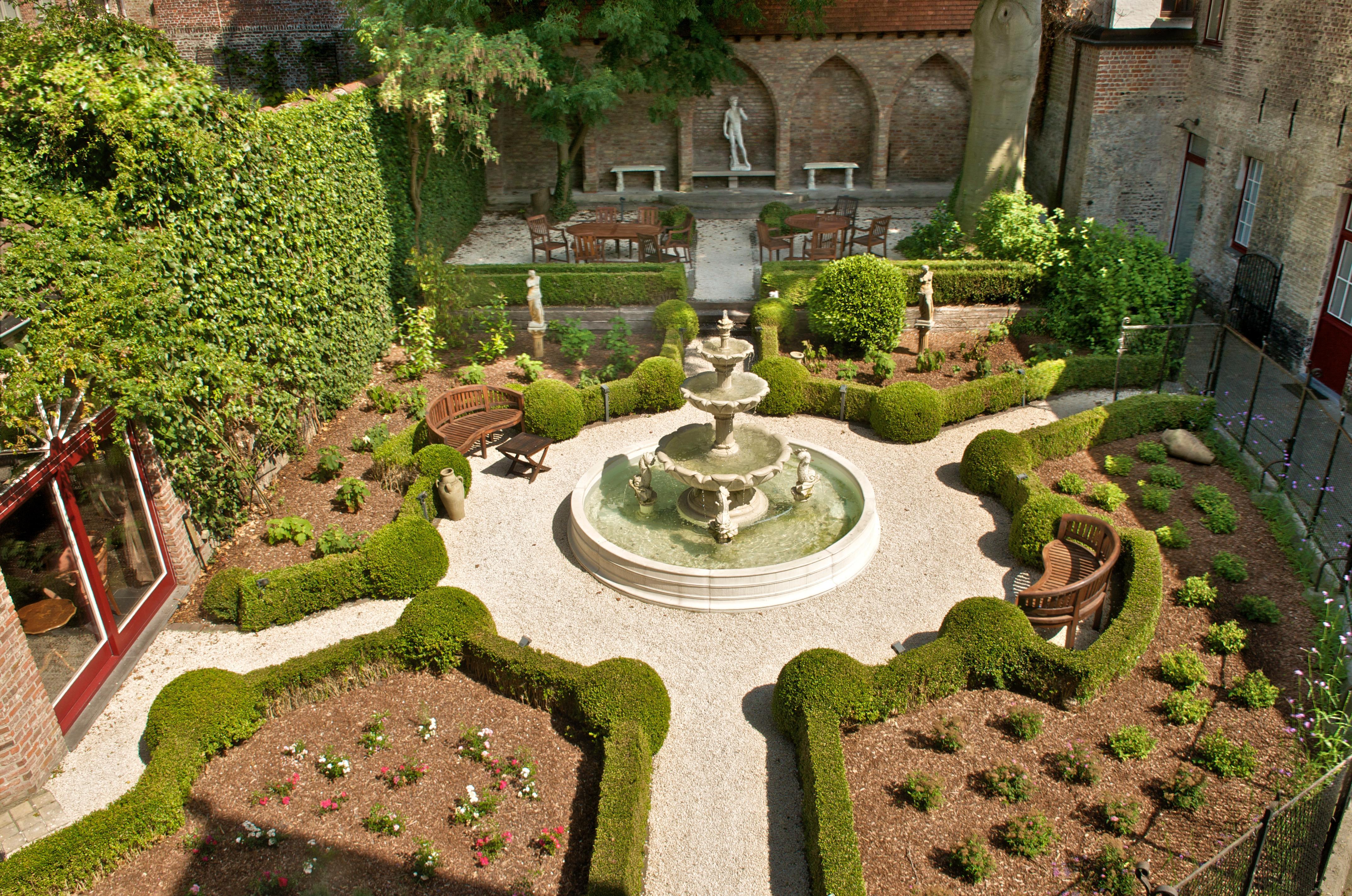 Jan Brito - Small Elegant 4* Brugge