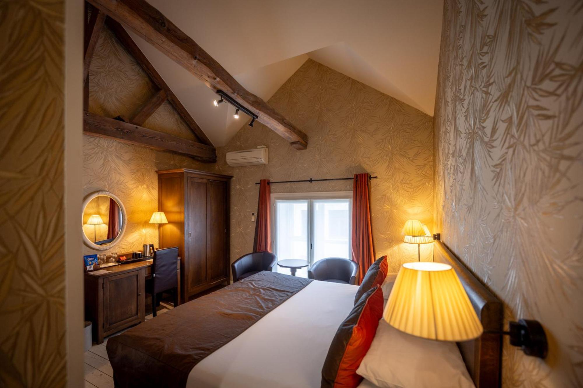 Hotel Jan Brito - Small Elegant