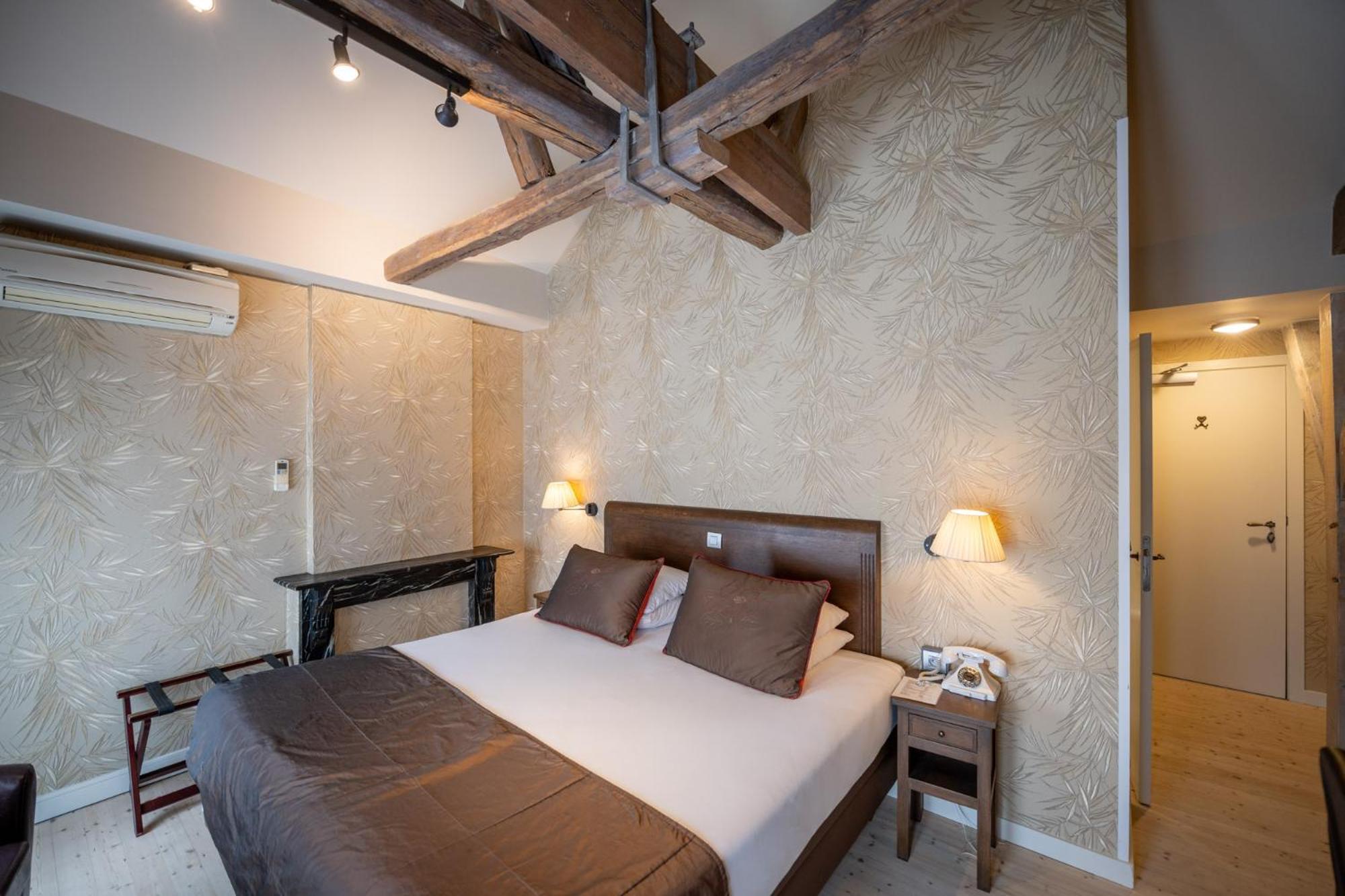 Jan Brito - Small Elegant Hotel 4*